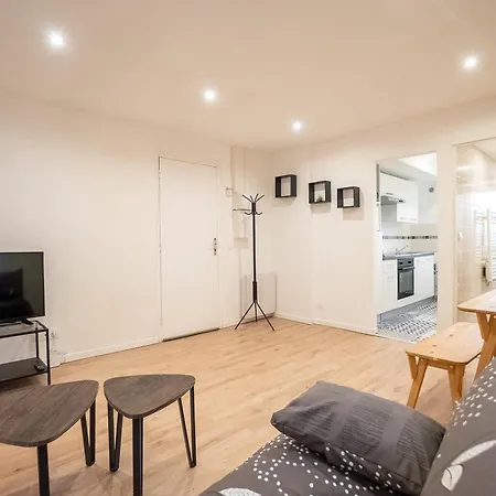 Budget Avec Parking Au Centre-ville *